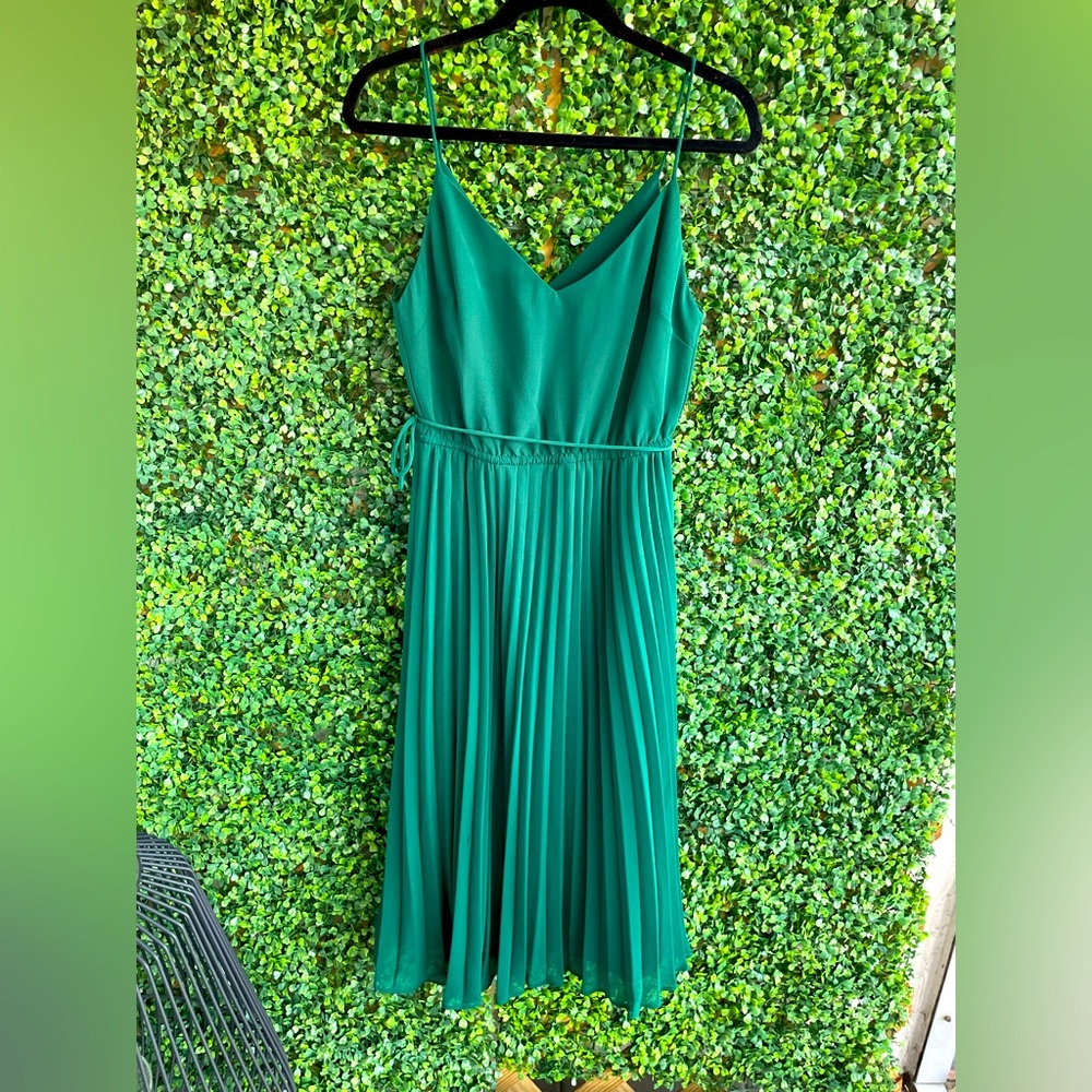 ASOS Midi Dress | Stunning Emerald Green | Sleeveless W/ Belt - NWOT - Picture 3 of 10